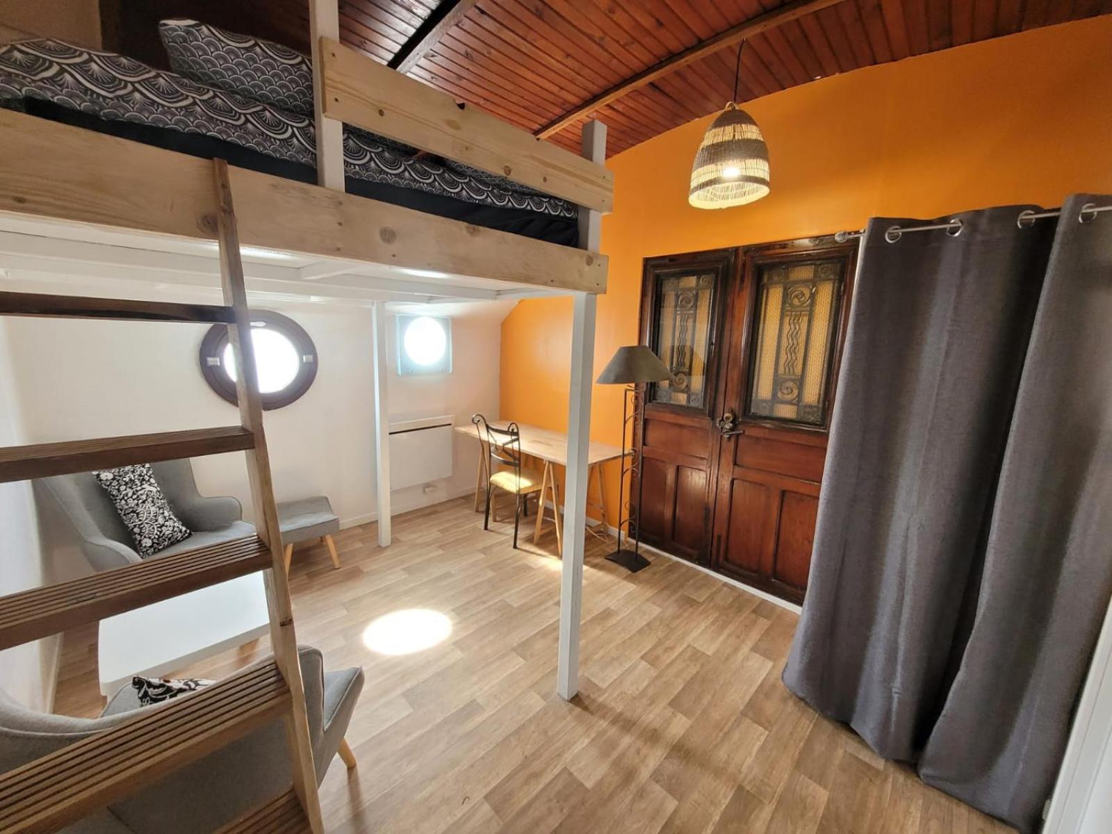 Chambre Sur L'Eau - Peniche La Diva Conflans-Sainte-Honorine Zewnętrze zdjęcie